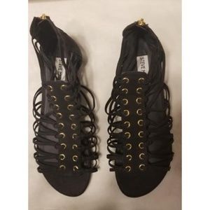 NWT Steve Madden Roman Style Flat Sandals Sz 10